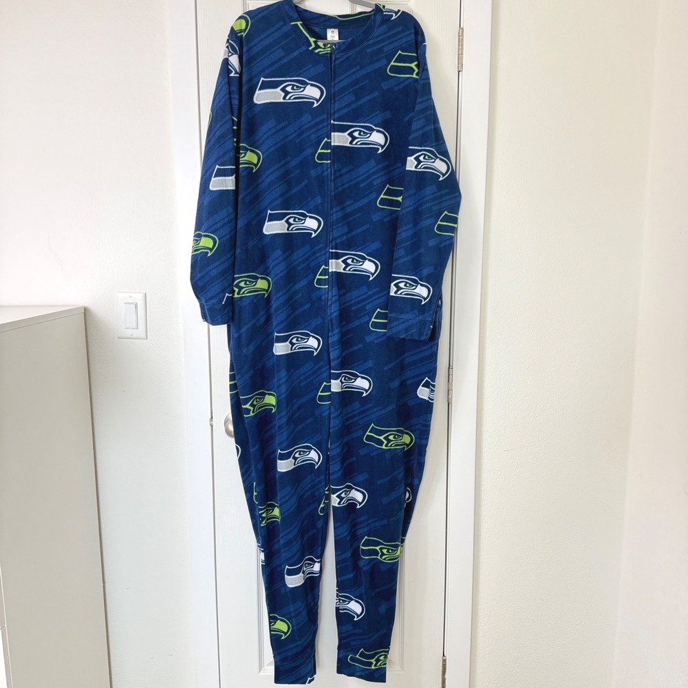 Seattle Seahawks NFL Team Apparel Fleece One Piece Pajama Sleeper Mens XL Logo